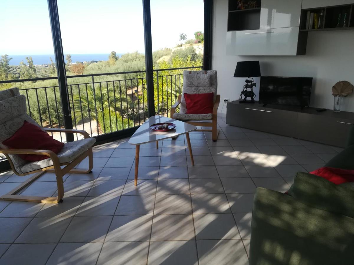 Villa Casa Del Poggio Barone - Limone à Rodi Extérieur photo