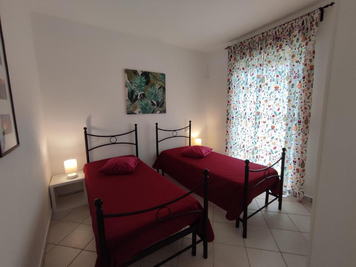 Villa Casa Del Poggio Barone - Limone à Rodi Extérieur photo